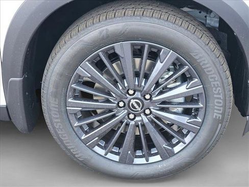 New 2026 Nissan Pathfinder SL AWD/4WD image 10