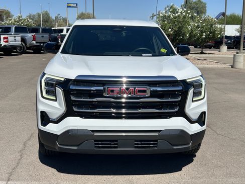 Used 2025 GMC Terrain Elevation AWD/4WD image 8