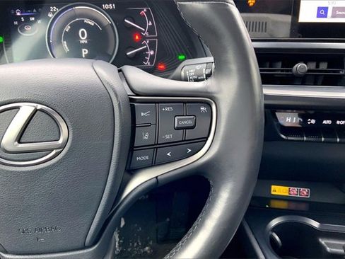 Certified 2023 Lexus UX 250h F Sport image 15