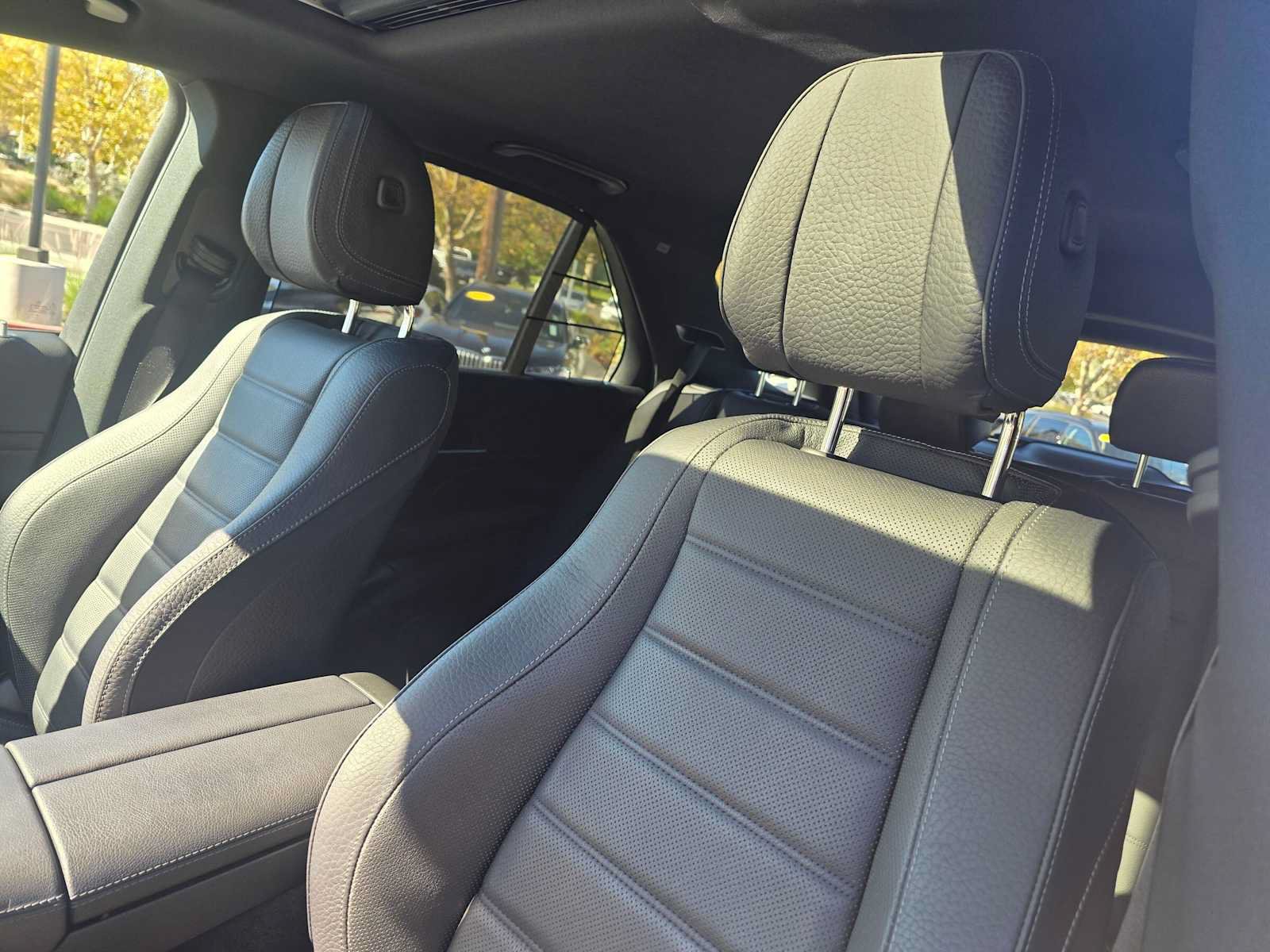 Used 2021 Mercedes-Benz GLE 450 4MATIC image 23