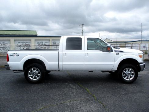 Used 2015 Ford F250 Lariat w/ Lariat Ultimate Package image 6
