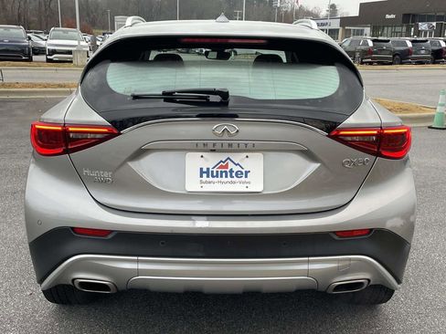 Used 2019 INFINITI QX30 Premium w/ Navigation Package image 29