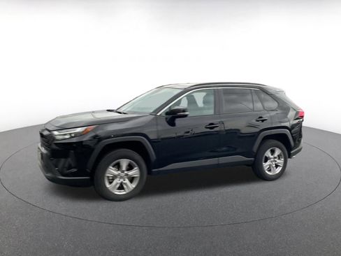 Used 2025 Toyota RAV4 XLE image 8