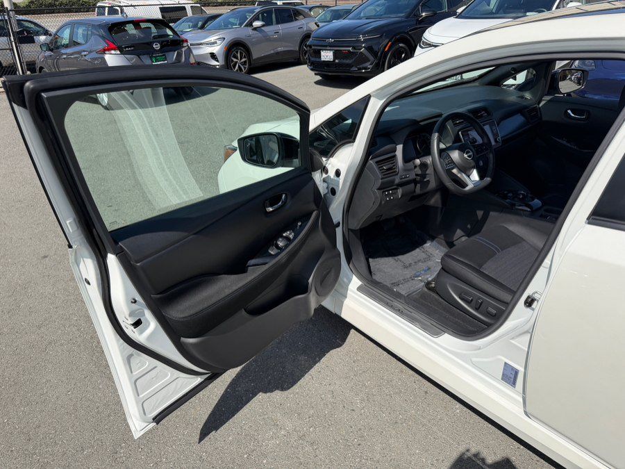 Used 2024 Nissan Leaf SV Plus FWD image 8