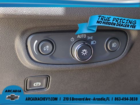 Used 2022 GMC Terrain AT4 AWD/4WD image 10