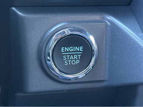 Used 2025 Ford F150 XLT w/ Equipment Group 302A MID image 28