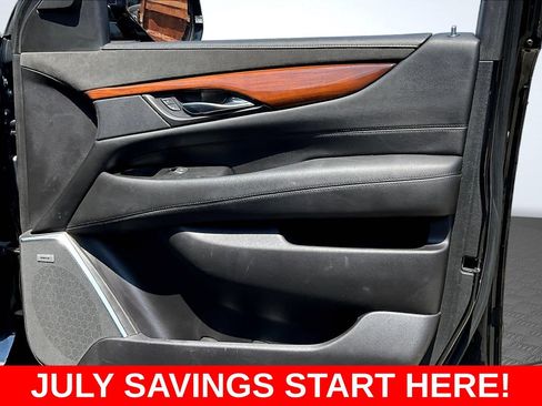 Used 2020 Cadillac Escalade ESV Luxury RWD image 34