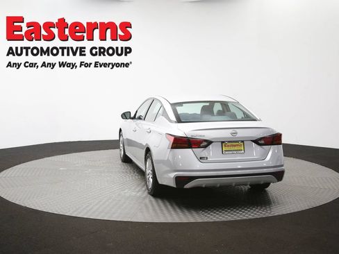 Used 2023 Nissan Altima 2.5 S FWD image 64