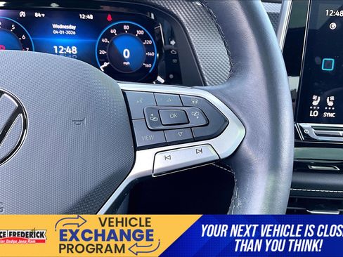 Used 2024 Volkswagen Atlas Cross Sport SEL R-Line image 16