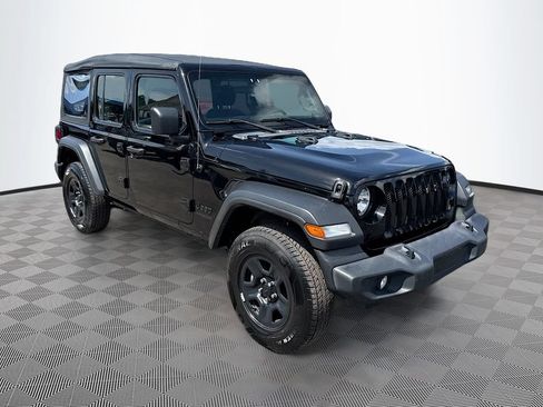 Used 2022 Jeep Wrangler Unlimited Sport AWD/4WD image 4
