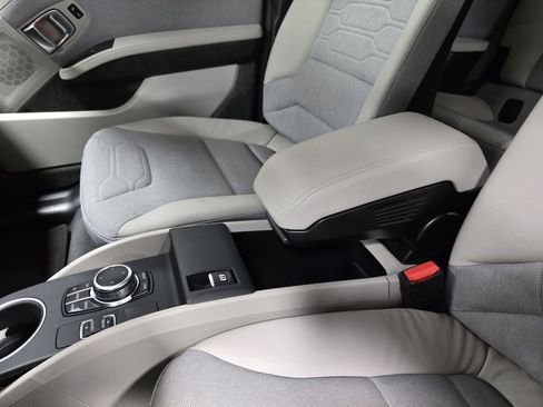 Used 2018 BMW i3 94Ah w/Range Extender image 28