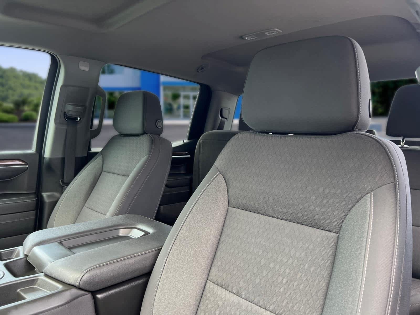 Certified 2023 Chevrolet Silverado 1500 LT AWD/4WD image 13