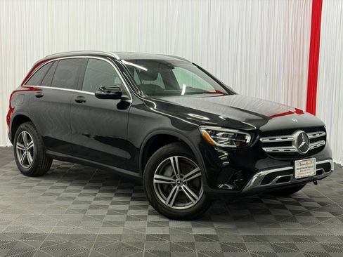 Used 2020 Mercedes-Benz GLC 300 4MATIC image 2