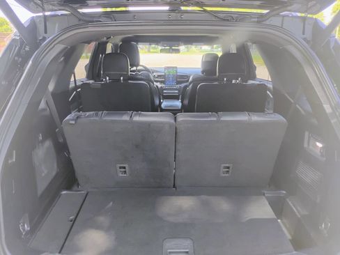 Used 2020 Ford Explorer ST w/ ST Street Pack AWD/4WD image 23