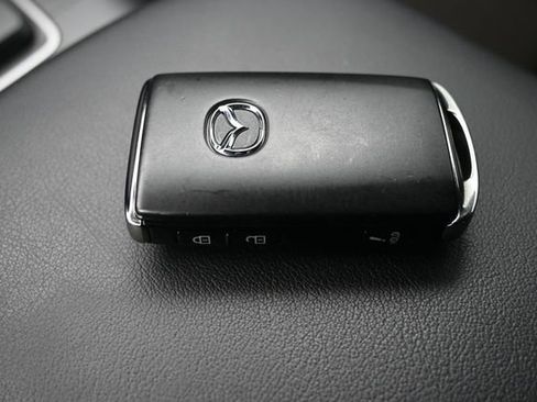 Certified 2025 MAZDA MAZDA3 s FWD image 13