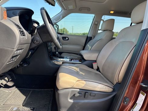 Used 2018 Nissan Armada Platinum w/ Interior Lighting Package image 6