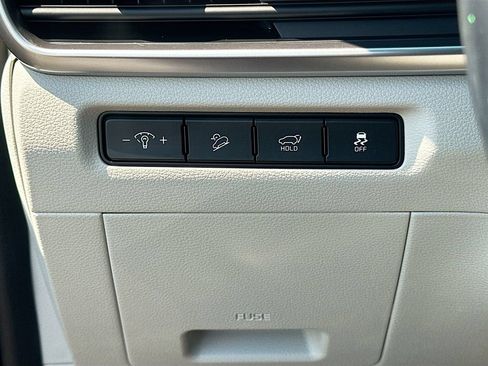 Certified 2025 Kia Telluride S FWD image 10
