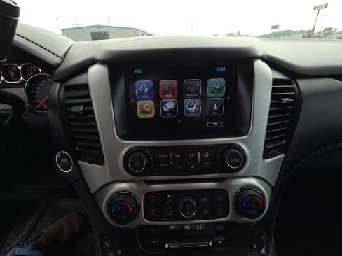 Used 2019 GMC Yukon SLT AWD/4WD image 10
