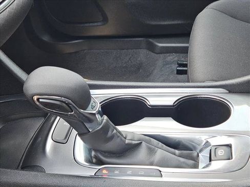 Used 2023 Chevrolet Malibu LT FWD image 12
