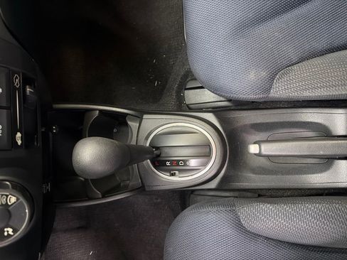 Used 2013 Honda Fit Sport image 29