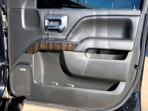 Used 2016 GMC Sierra 1500 Denali w/ Enhanced Driver Alert Package image 21