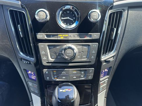 Used 2013 Cadillac CTS V Coupe RWD image 20