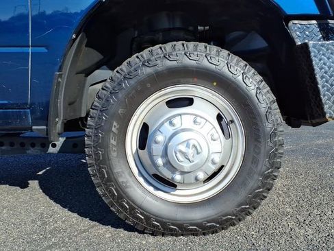 Used 2024 RAM 3500 Tradesman AWD/4WD image 8