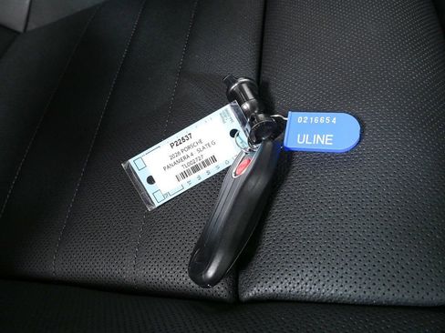 New 2026 Porsche Panamera 4 image 40