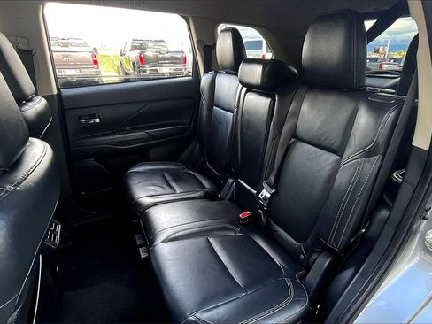 Used 2020 Mitsubishi Outlander SEL image 26