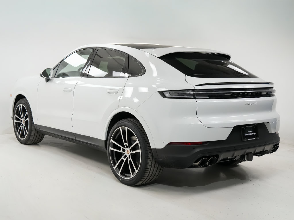 Certified 2026 Porsche Cayenne Coupe AWD/4WD image 3