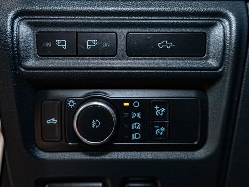 Used 2022 Ford F150 Lariat w/ Equipment Group 502A High image 16