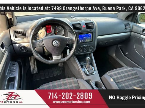 Used 2009 Volkswagen GTI 4-Door image 17