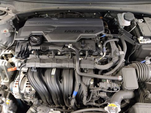 Used 2023 Hyundai Elantra SEL w/ Cargo Package FWD image 30