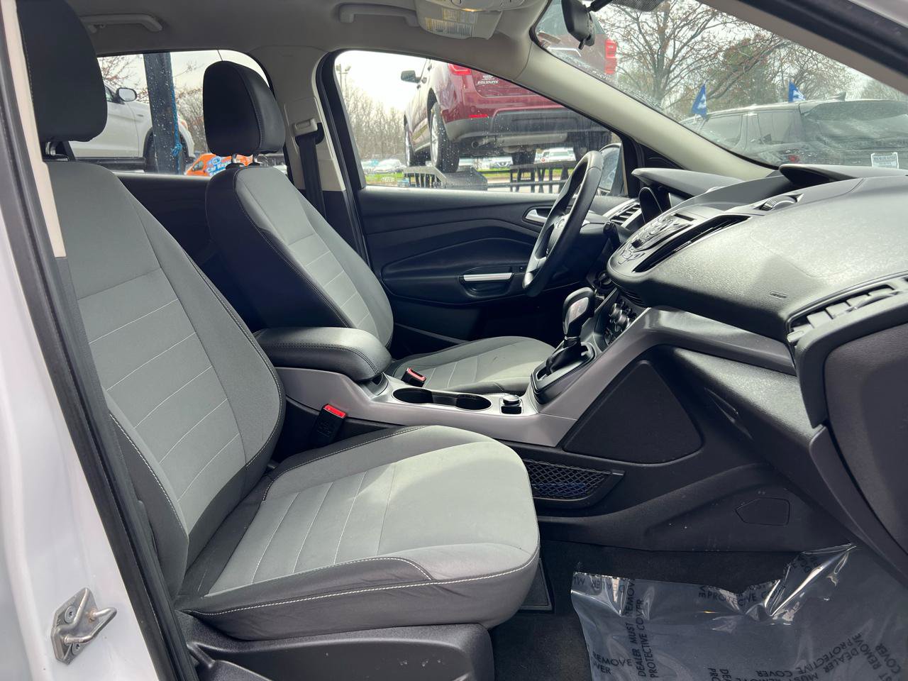 Used 2016 Ford Escape SE FWD image 16
