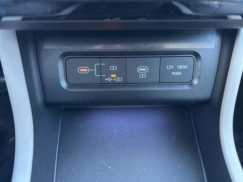 Used 2025 Hyundai Tucson Limited w/ Tow & Go Package image 23