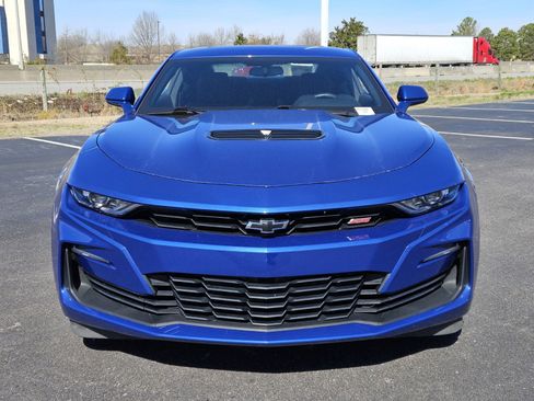 Used 2021 Chevrolet Camaro SS image 2