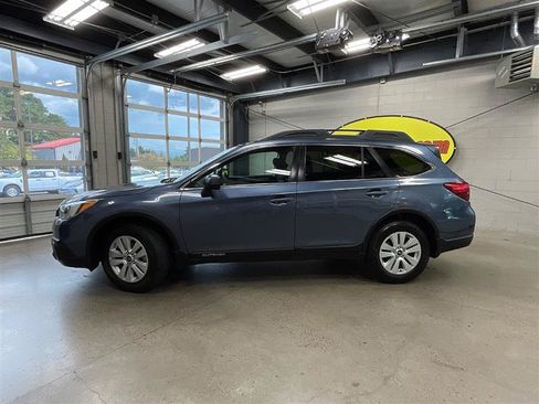 Used 2016 Subaru Outback 2.5i Premium w/ Protection Package #2 AWD/4WD image 2