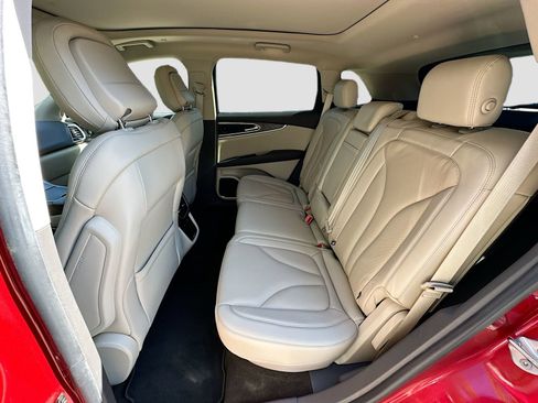 Used 2020 Lincoln Nautilus Reserve w/ Equipment Group 201A image 26