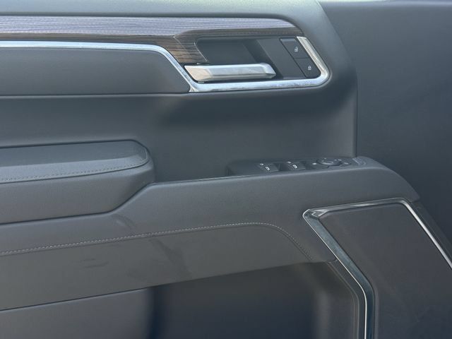 Certified 2026 Chevrolet Silverado 1500 LT AWD/4WD image 24