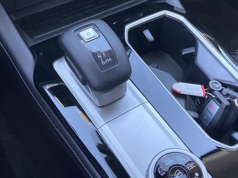 New 2026 Mitsubishi Outlander ES FWD image 12