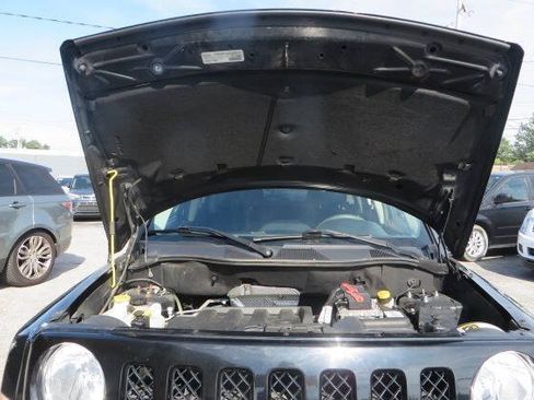 Used 2015 Jeep Patriot Sport w/ Power Value Group AWD/4WD image 10