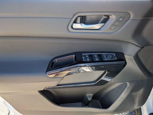 New 2026 Nissan Pathfinder Platinum w/ Cargo Package image 16