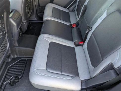 Used 2022 Ford Bronco Black Diamond image 18