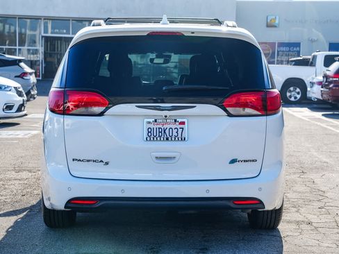 Used 2020 Chrysler Pacifica Limited w/ Advanced Safetytec Group image 5