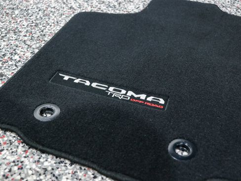 Used 2021 Toyota Tacoma TRD Pro AWD/4WD image 40