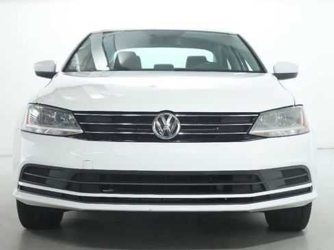 Used 2017 Volkswagen Jetta S FWD image 5
