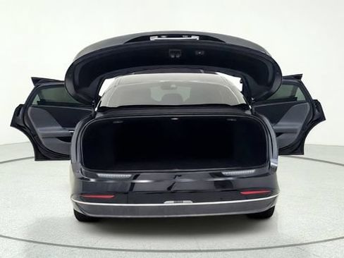 Used 2025 Lucid Air Pure RWD image 17