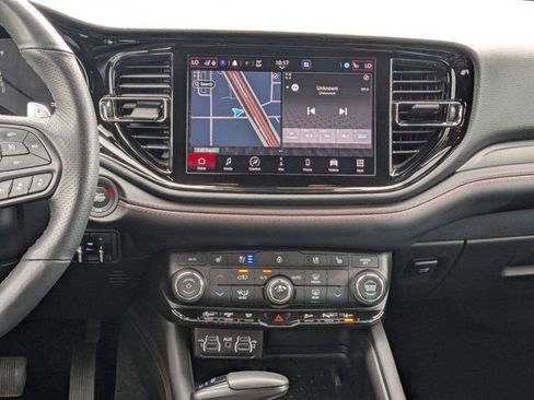 Used 2025 Dodge Durango GT AWD/4WD image 22