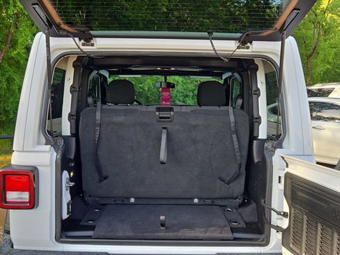 Used 2021 Jeep Wrangler Sport AWD/4WD image 6