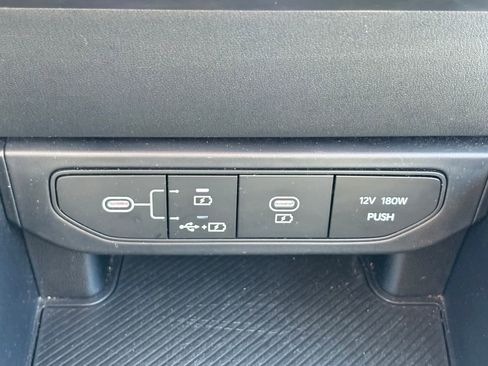 Certified 2025 Kia K4 LXS image 28